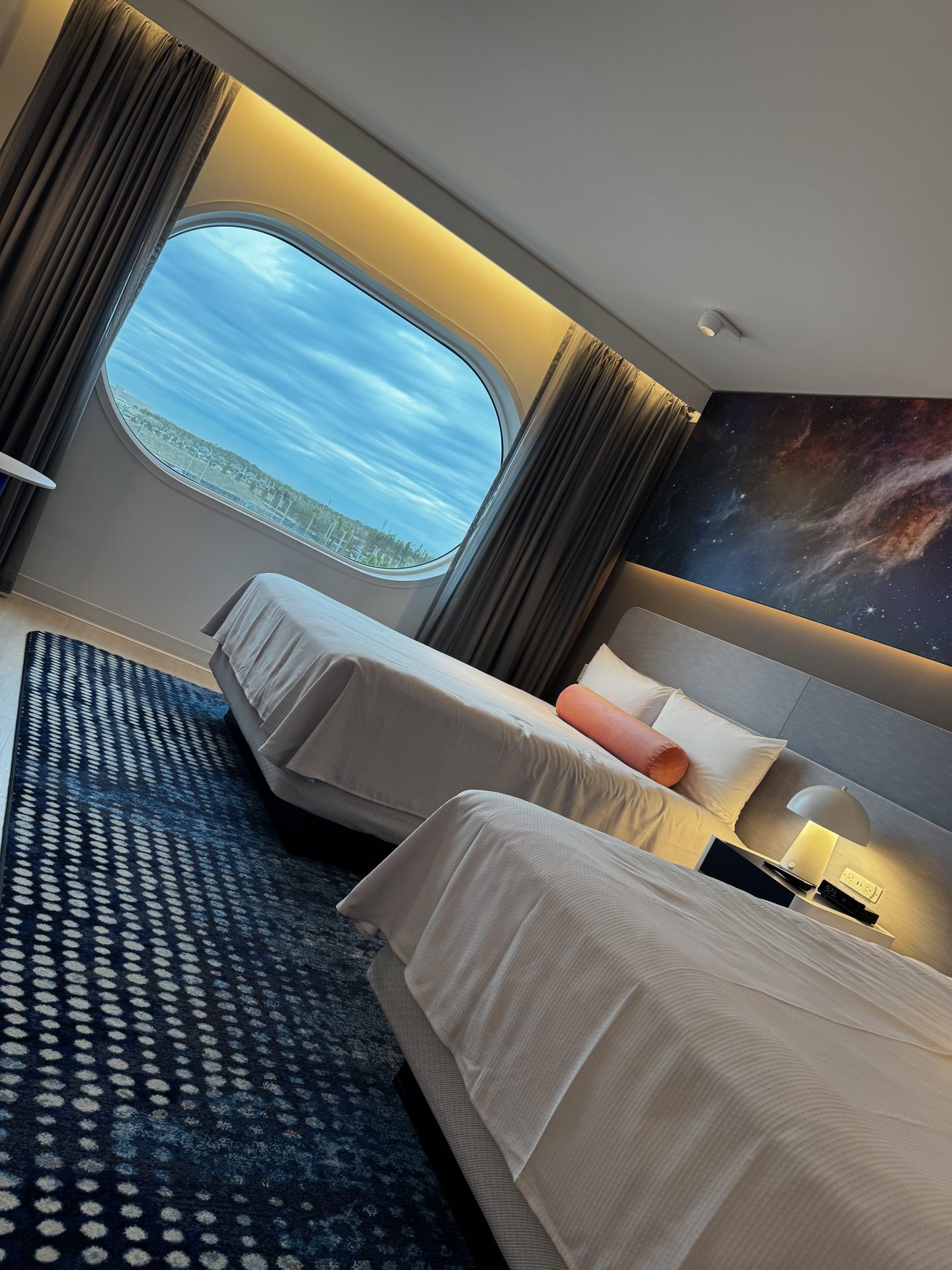 Theme Parks - Universal - Resorts - Stella Nova - Bedroom 2 - V ...